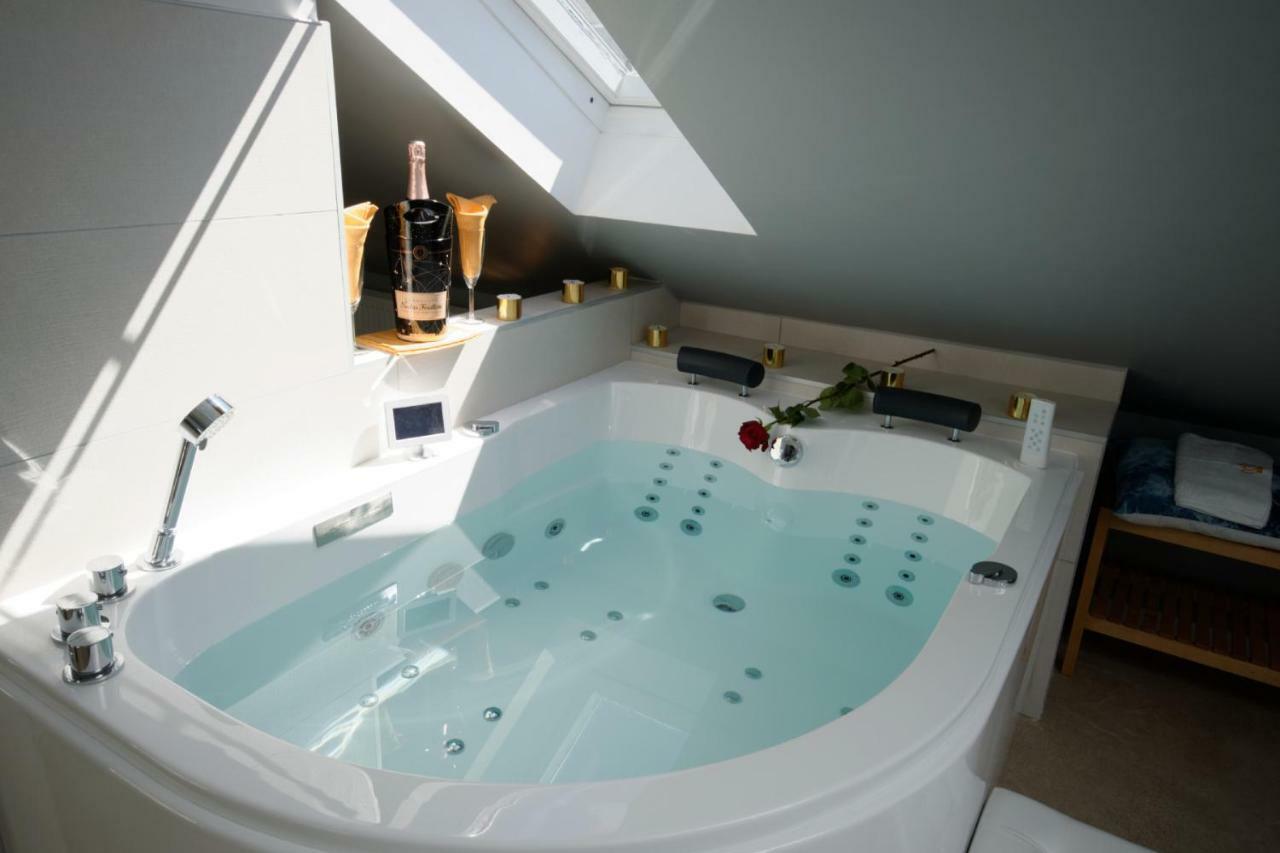 Mv Suite & Spa Reims Exterior foto